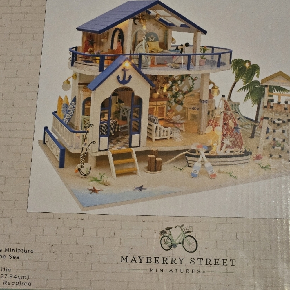 Mayberry Street Miniatures Beach House